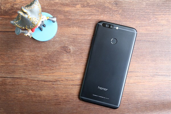 Huawei Honor V9 Black Design Review