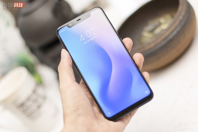 Again, Xiaomi Mi 8 Gets Sold Out In a Flash During Second Flash