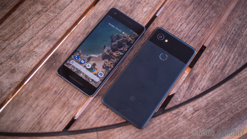Google Pixel 2, Pixel 2 XL random reboots could be caused by LTE bug