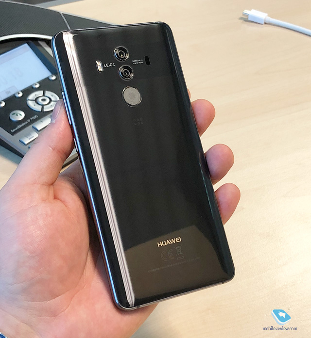 Mobile-review.com Знакомство с Huawei Mate 10 Pro