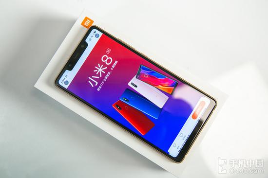 Xiaomi Mi 8 SE Review: Learn How Quasi-Flagship Performs