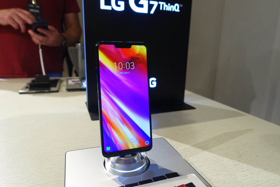 The LG G7 Looks Like an iPhone X, But Has a Brighter Screen, a
