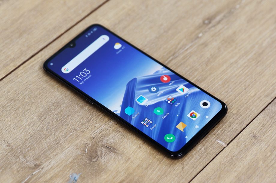 Xiaomi Mi 9 review: A bargain at £499 | Trusted Reviews