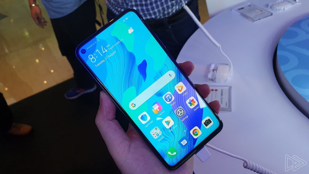 Huawei Nova 5T Hands-On: A More Affordable Honor 20 in a New Guise
