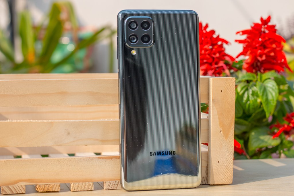 Samsung Galaxy F62 Review with Pros and Cons | Smartprix.com