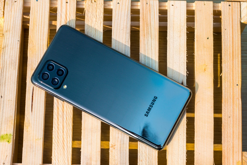 Samsung Galaxy F62 Review with Pros and Cons | Smartprix.com