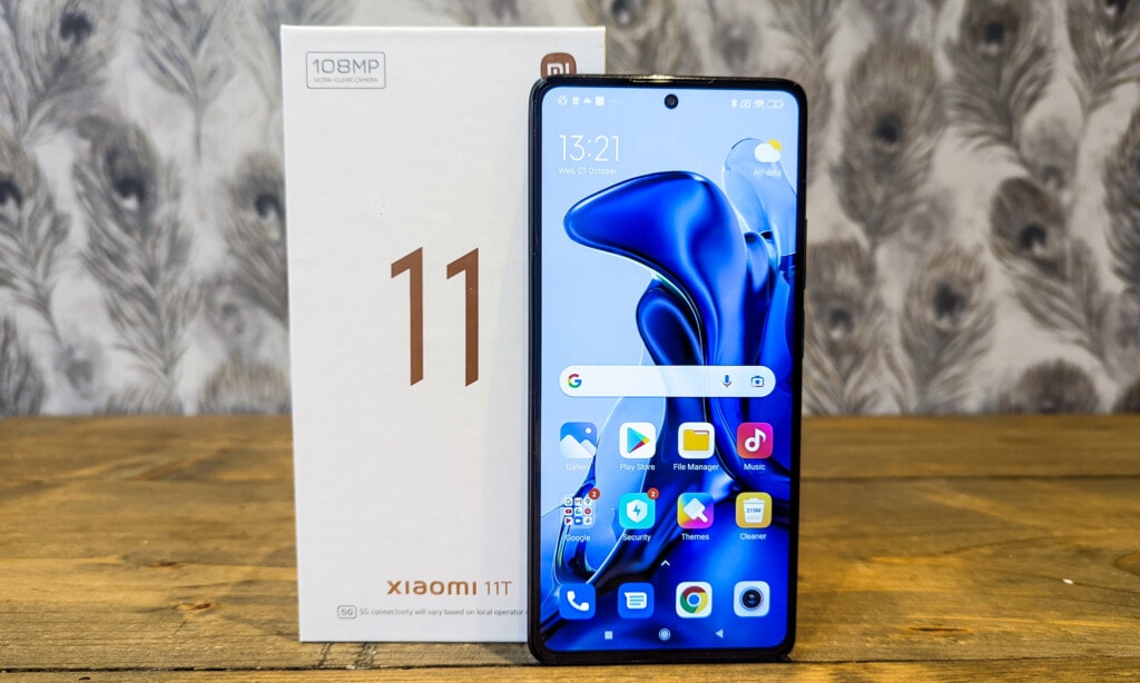 Xiaomi 11T Review – Is it as good as the OnePlus Nord 2 or Honor