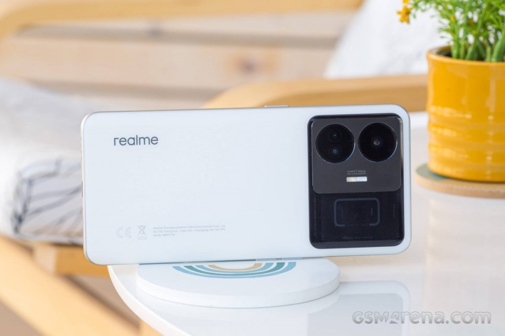 Realme GT3 Review - Techpedo